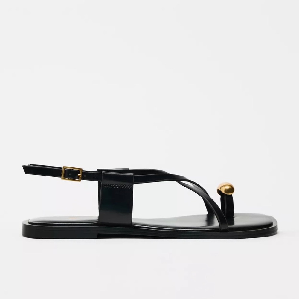 Zara FLAT STRAPPY SANDALS WITH METAL ORNAMENT